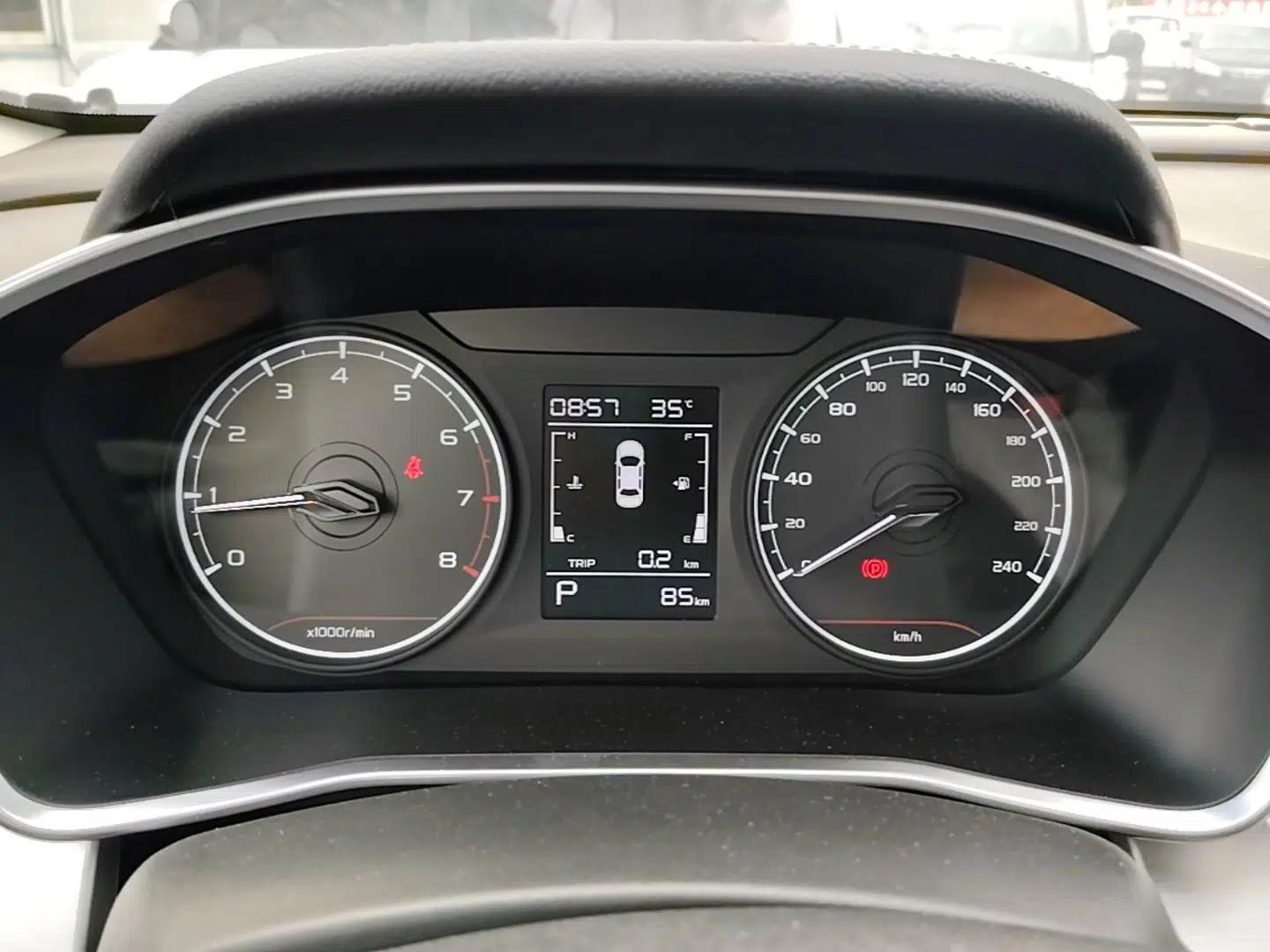 Geely Auto Coolray 2025 1.5L CVT Super Edition — миниатюра 14