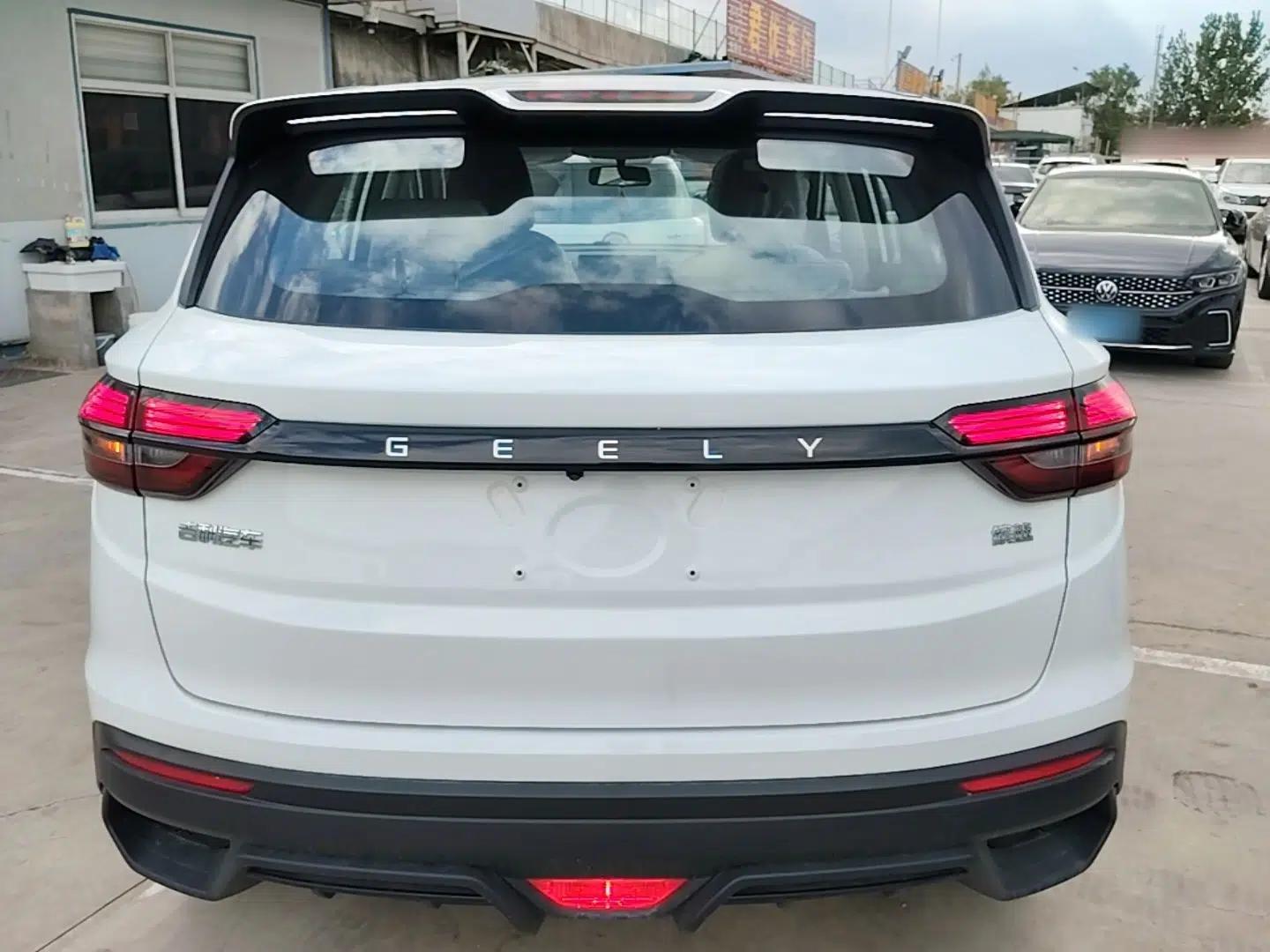 Geely Auto Coolray 2025 1.5L CVT Super Edition — миниатюра 5