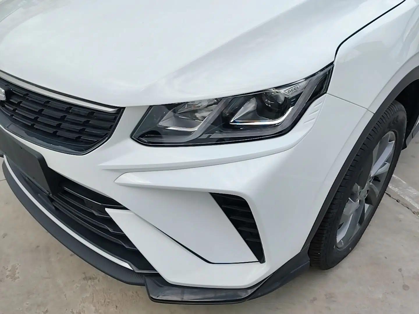 Geely Auto Coolray 2025 1.5L CVT Super Edition — миниатюра 8