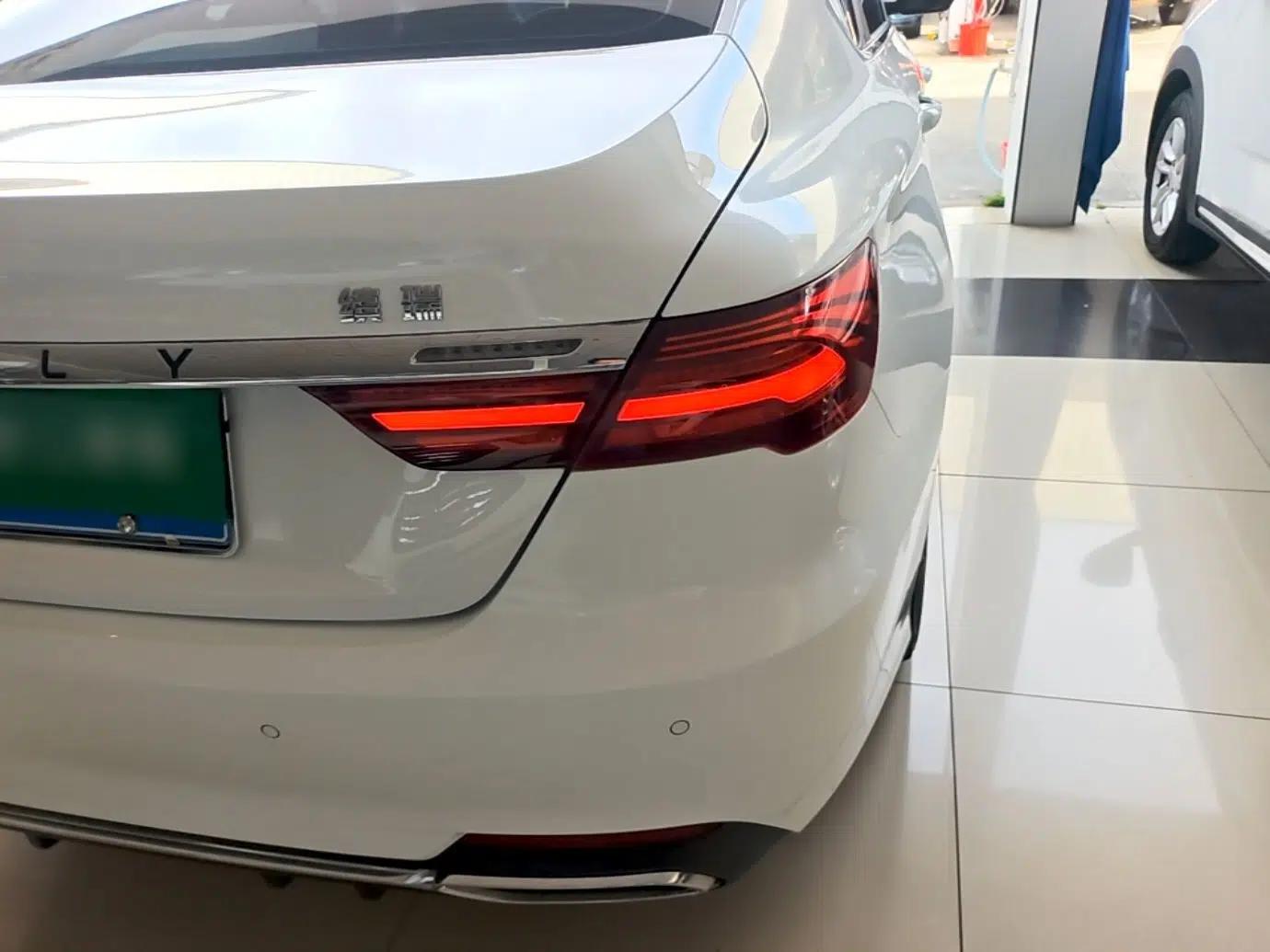 Geely Auto Binray 2018 14T CVT Binyi Edition — миниатюра 9