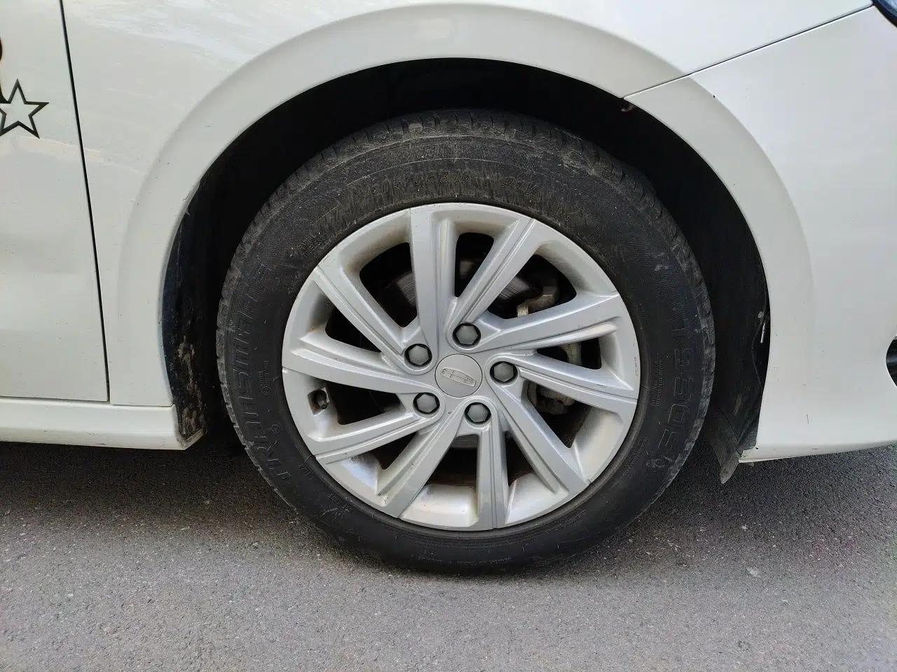 Geely Auto Binray 2020 1.4T CVT Luxury Model — миниатюра 8