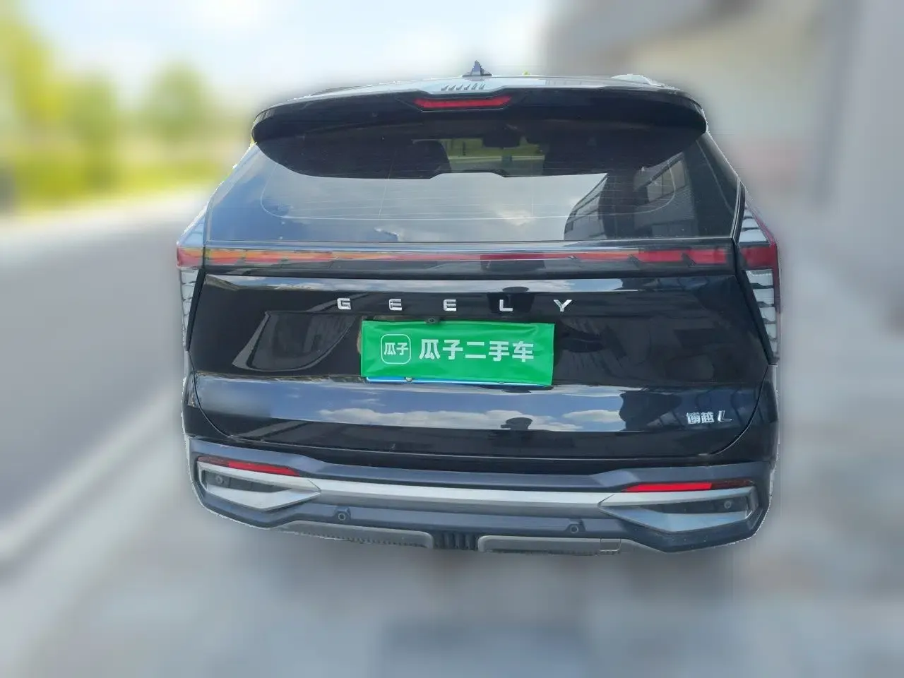 Geely Auto FX11 2023 1.5TD DCT Prestige Edition — миниатюра 3