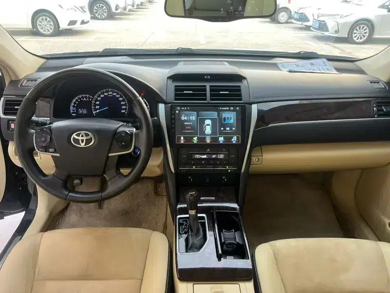 Camry 2016 2.0G 10th Anniversary Leading Edition — миниатюра 8