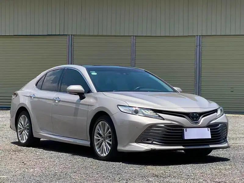 2018 Camry 2.5G Luxury Edition — миниатюра 3
