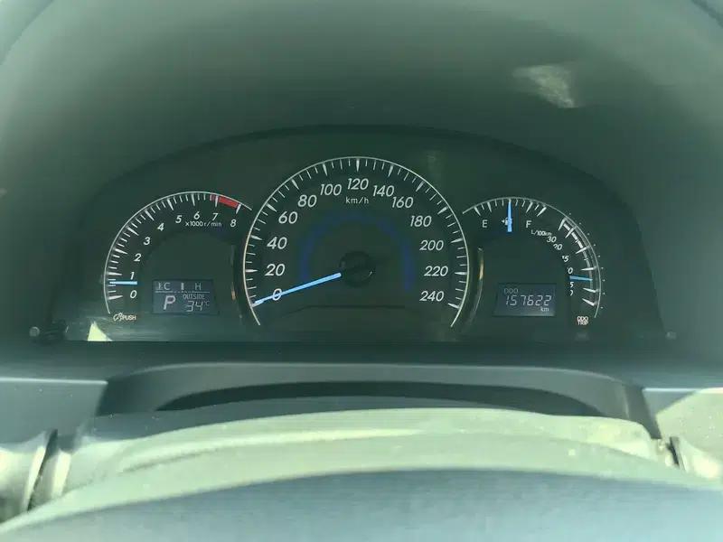 Camry 2015 2.0G Leading Edition — миниатюра 11