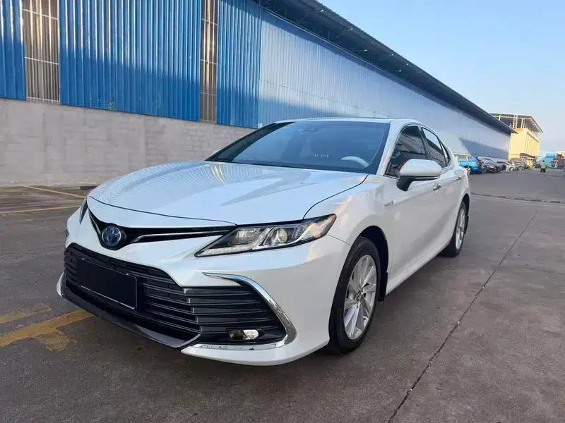 2023 Camry 2.5G Luxury Edition — миниатюра 1