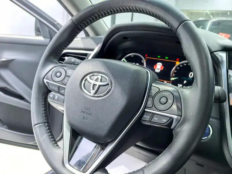 Camry 2021 Hybrid 2.5HG Luxury Edition — миниатюра 13