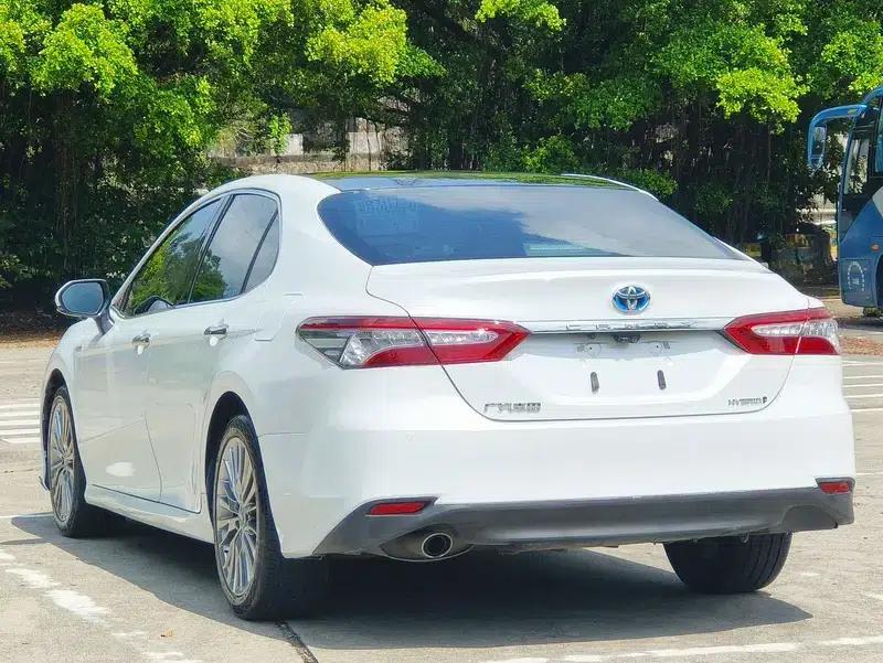 Camry 2019 Facelift Hybrid 2.5HG Luxury Edition — миниатюра 4