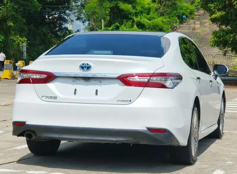 Camry 2019 Facelift Hybrid 2.5HG Luxury Edition — миниатюра 6