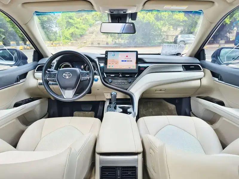 Camry 2019 Facelift Hybrid 2.5HG Luxury Edition — миниатюра 10