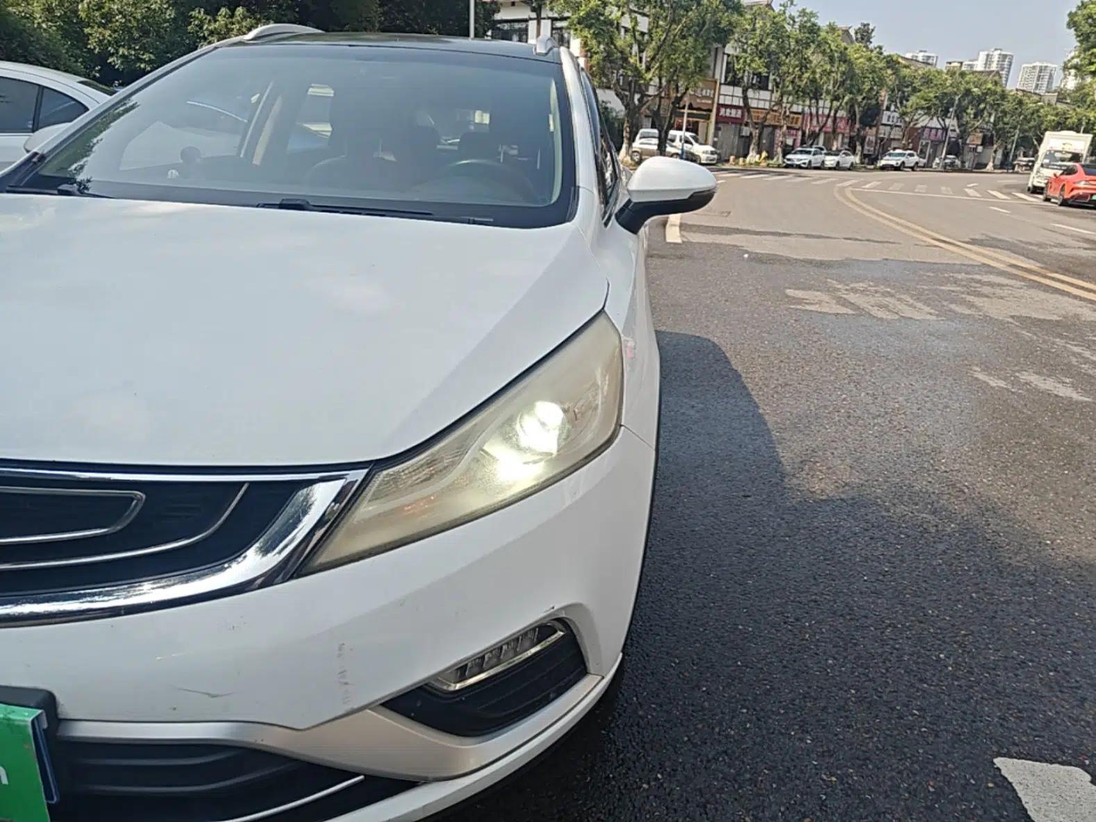 Geely Auto Emgrand GS 2016 Elegant Edition 1.8L Automatic LingShang Model — миниатюра 8
