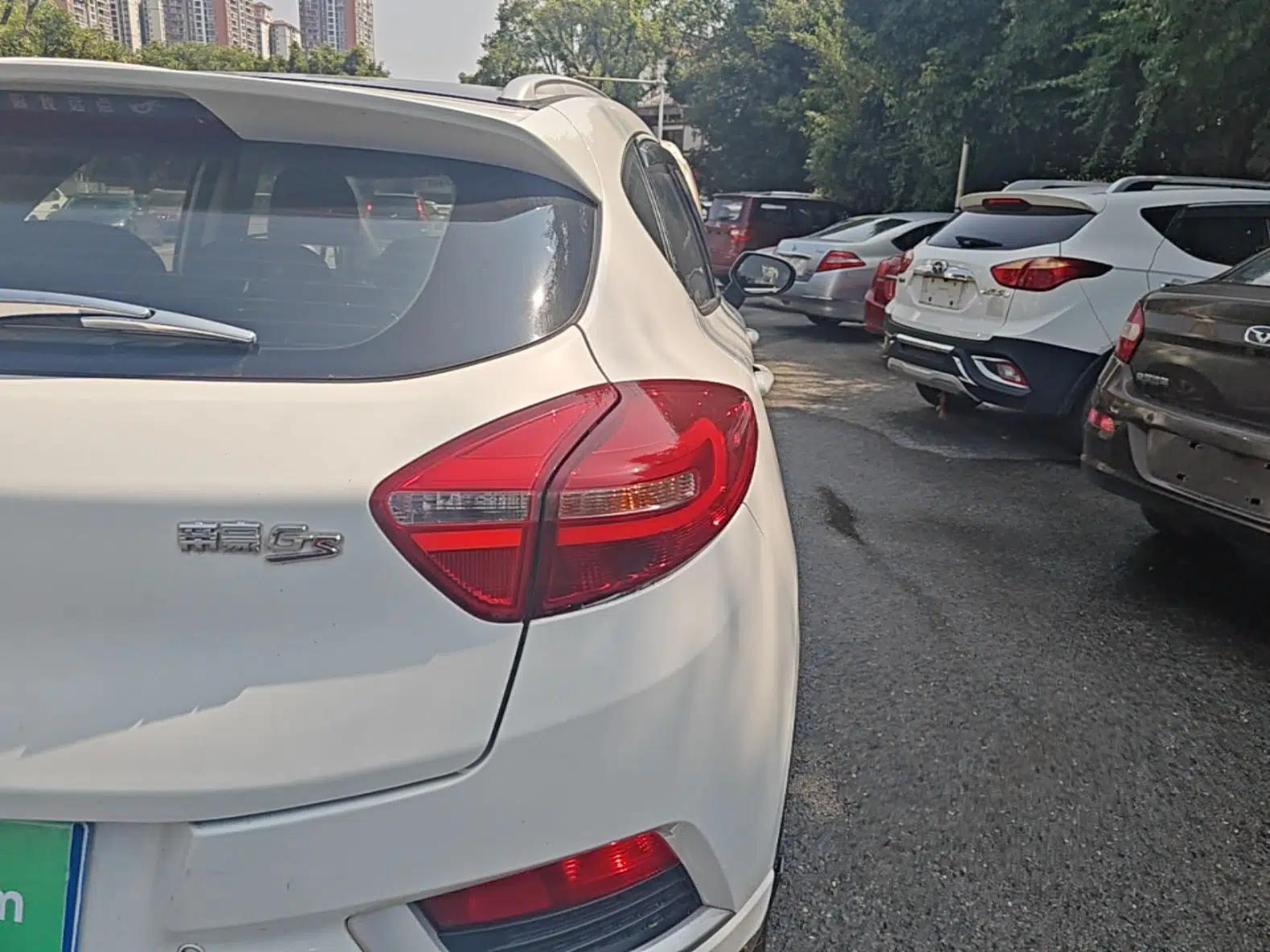 Geely Auto Emgrand GS 2016 Elegant Edition 1.8L Automatic LingShang Model — миниатюра 9