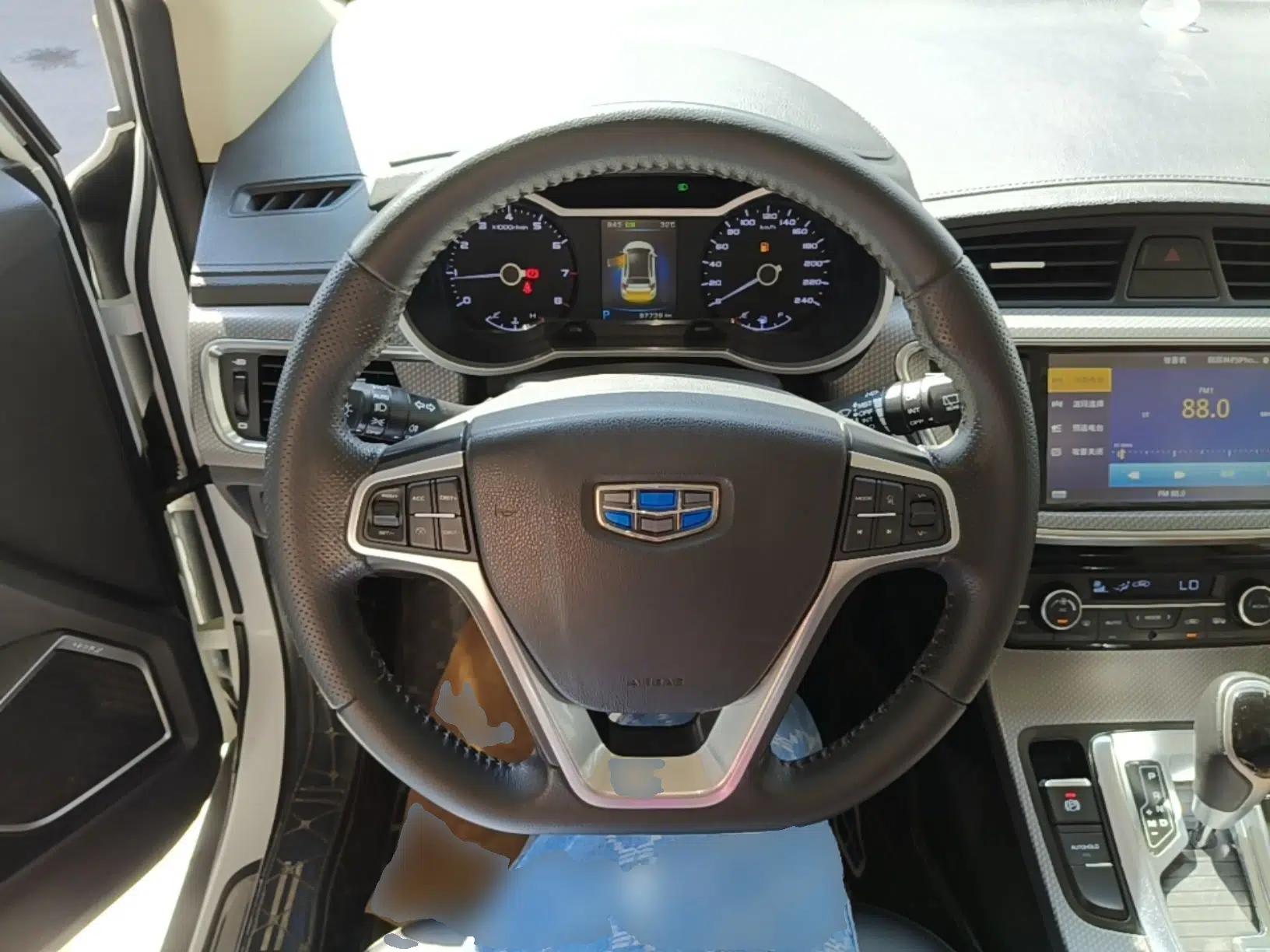 Geely Auto Emgrand GS 2016 Sport Edition 1.3T Automatic ZhenShang Model — миниатюра 13