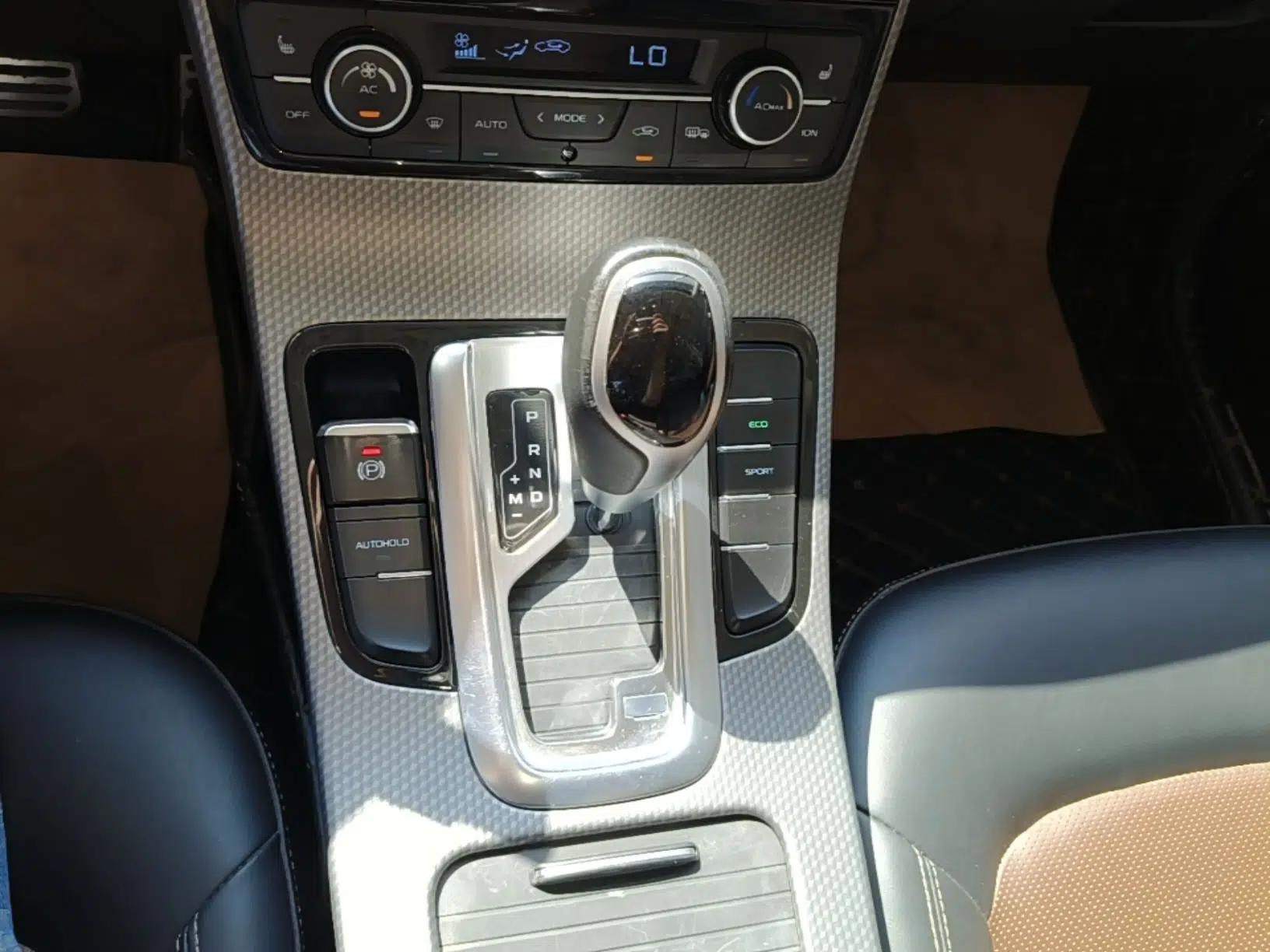 Geely Auto Emgrand GS 2016 Sport Edition 1.3T Automatic ZhenShang Model — миниатюра 16