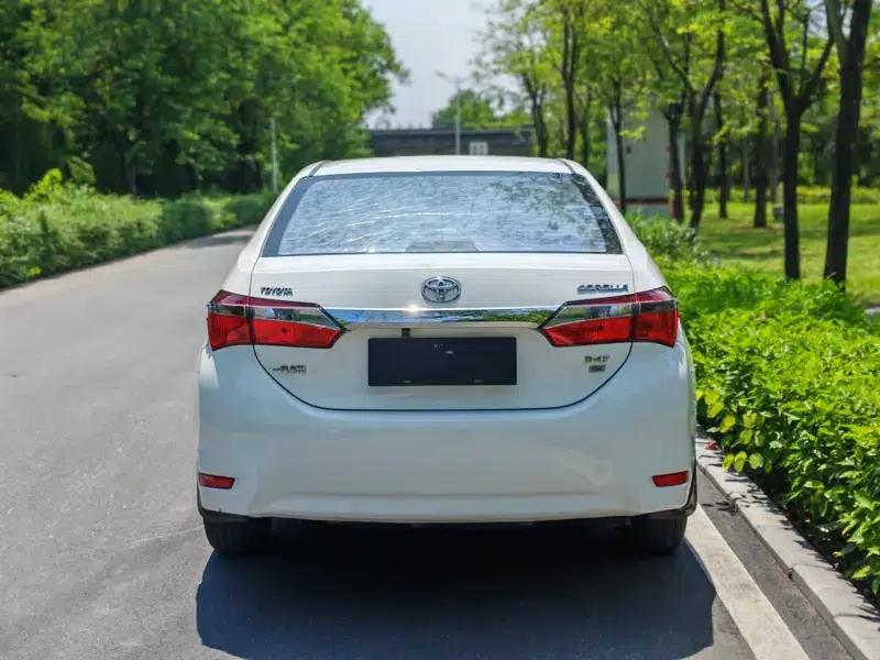 2017 Corolla 1.2T CVT GL — миниатюра 6