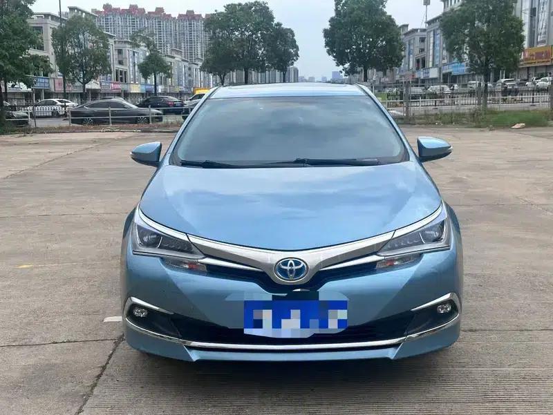 2017 Toyota Corolla Hybrid 1.8L E-CVT Leading Edition (National V Emission Standard) — миниатюра 2