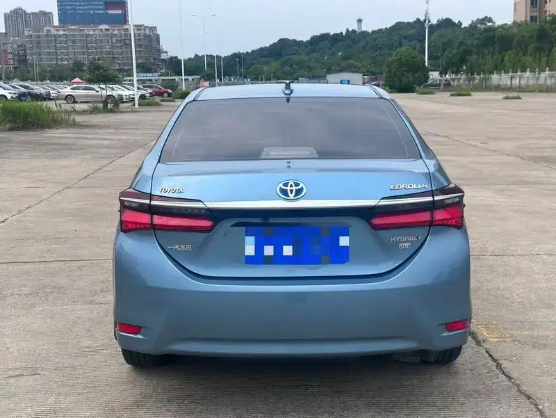 2017 Toyota Corolla Hybrid 1.8L E-CVT Leading Edition (National V Emission Standard) — миниатюра 5