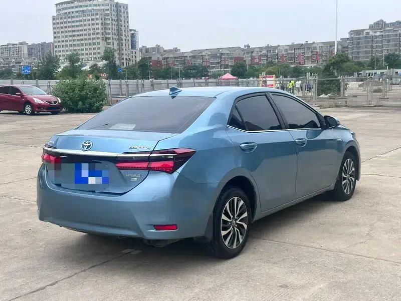 2017 Toyota Corolla Hybrid 1.8L E-CVT Leading Edition (National V Emission Standard) — миниатюра 6
