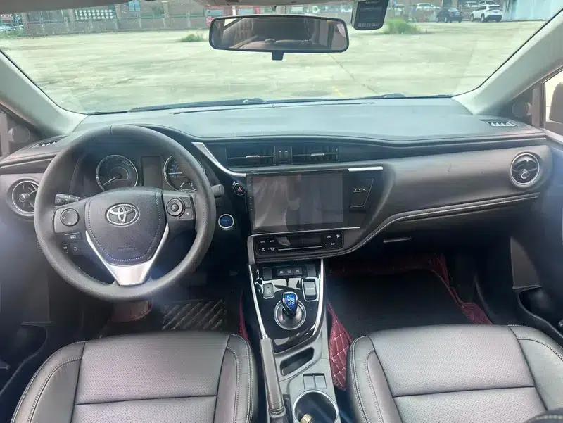 2017 Toyota Corolla Hybrid 1.8L E-CVT Leading Edition (National V Emission Standard) — миниатюра 7