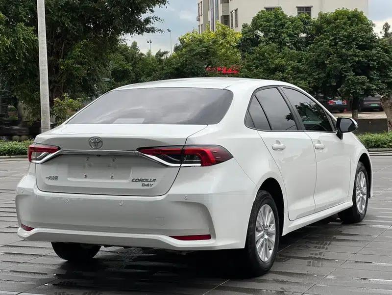 2022 Toyota Corolla 1.2T S-CVT Pioneer PLUS Edition — миниатюра 6