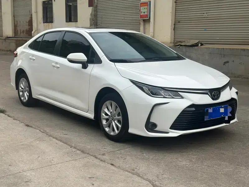 2023 Toyota Corolla 1.2T S-CVT Elite Edition — миниатюра 3
