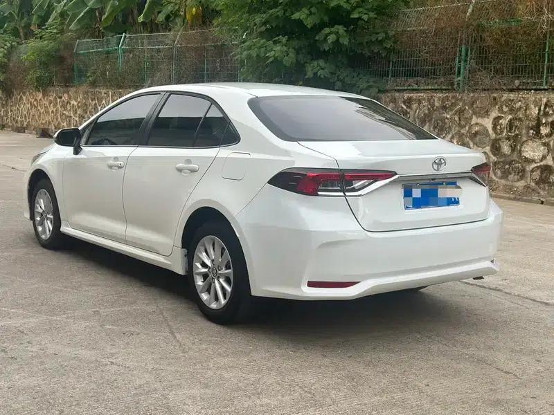 2023 Toyota Corolla 1.2T S-CVT Elite Edition — миниатюра 4