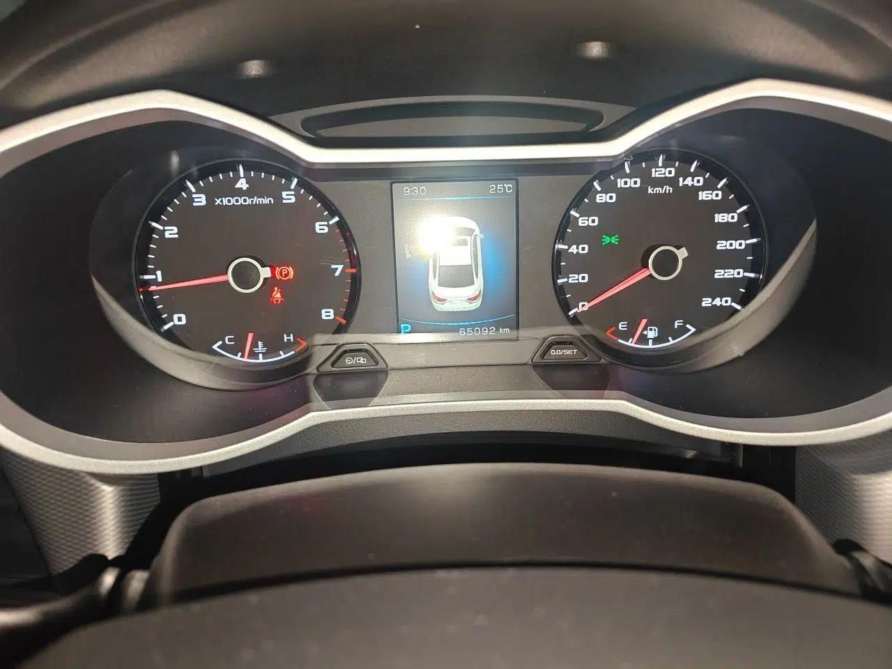 Geely Auto Emgrand GL 2018 1.4T DCT Elite Smart Connectivity Version — миниатюра 12