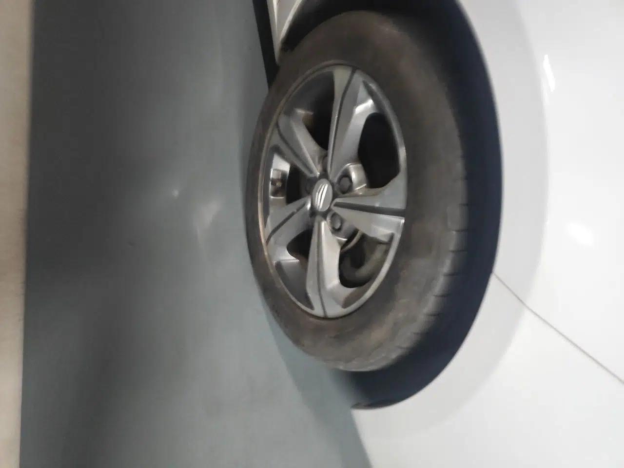 Geely Auto Emgrand GL 2018 1.4T DCT Elite Smart Connectivity Version — миниатюра 8