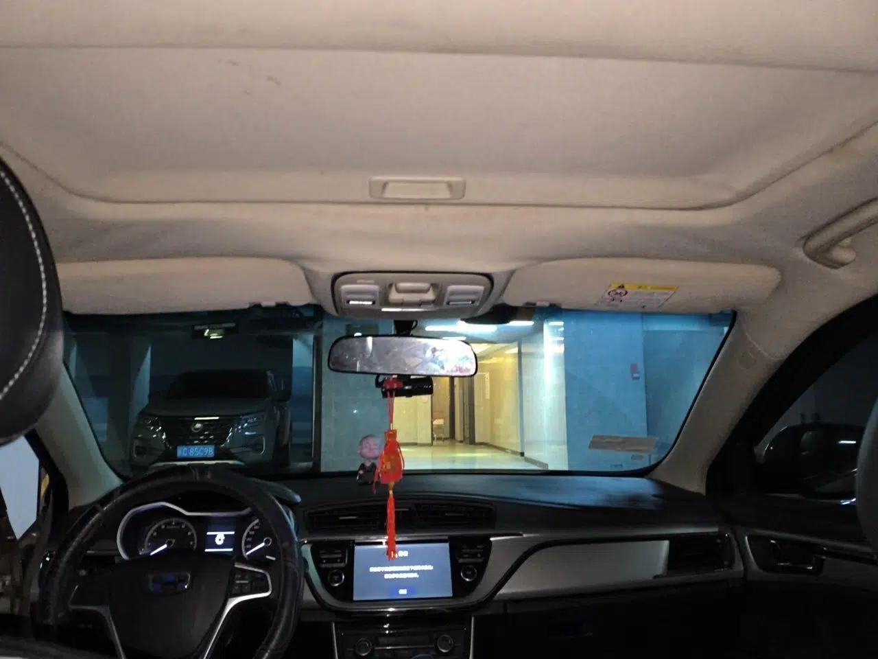 Geely Auto Emgrand GL 2017 1.8L Manual Elite Model — миниатюра 18