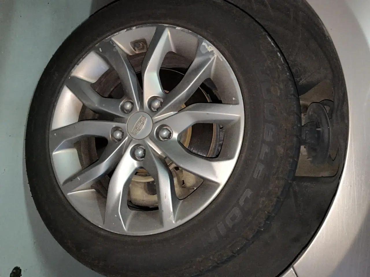 Geely Auto Emgrand GL 2017 1.8L Manual Elite Model — миниатюра 8