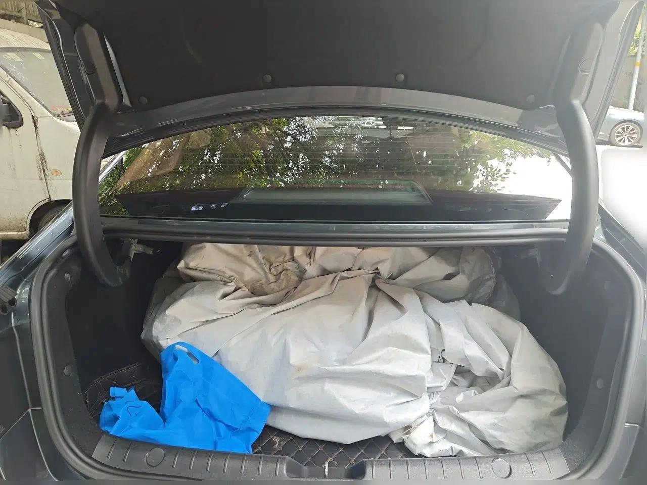 Geely Auto Emgrand GL 2017 1.8L DCT Elite Model — миниатюра 19