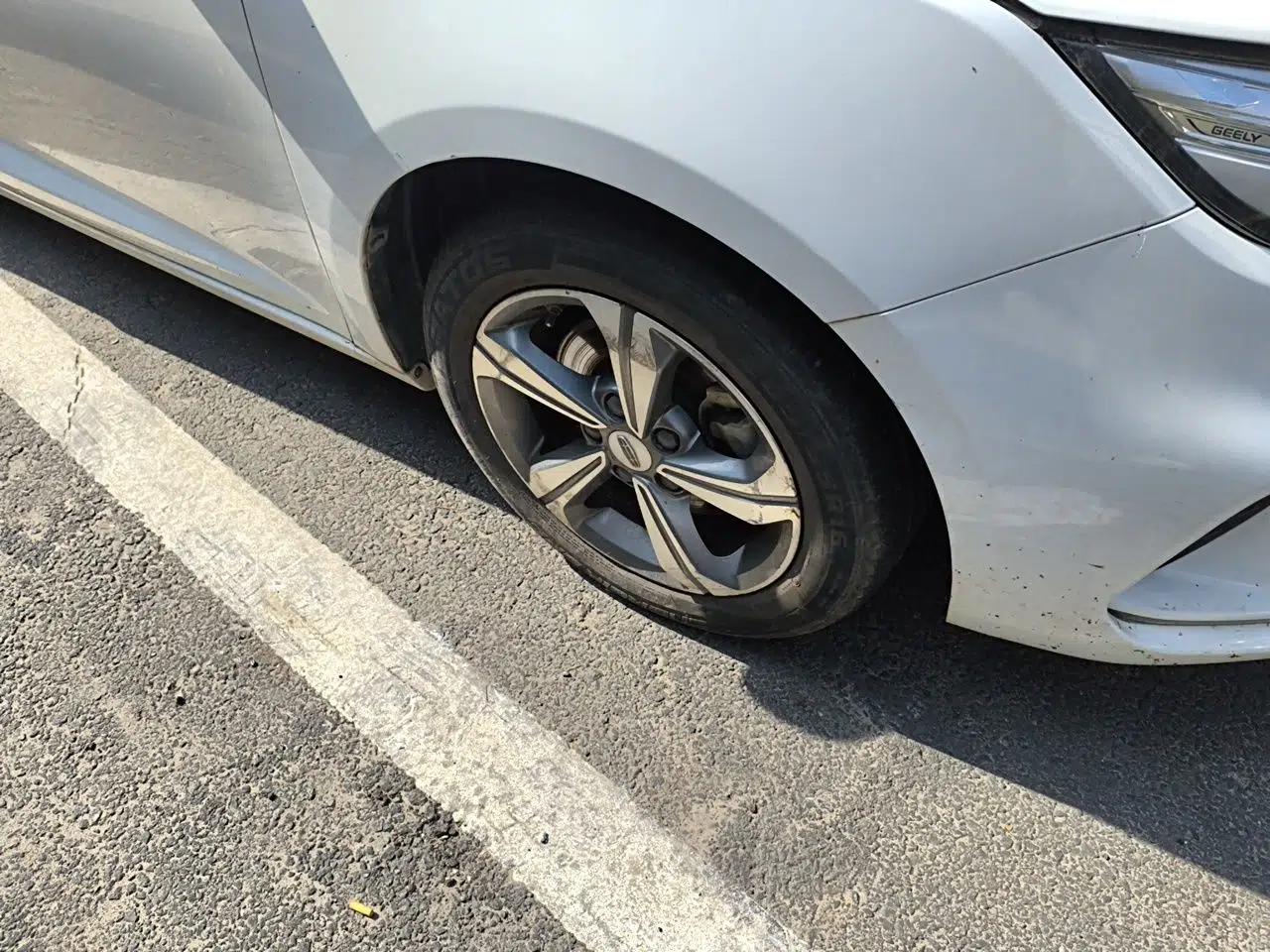 Geely Auto Emgrand GL 2019 1.4T CVT Elite Smart Edition — миниатюра 8