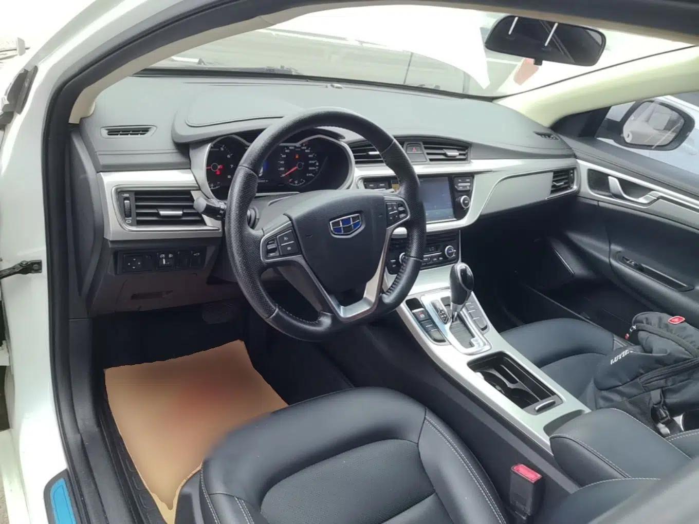 Geely Auto Emgrand GL 2017 1.8L DCT Elite Model — миниатюра 12