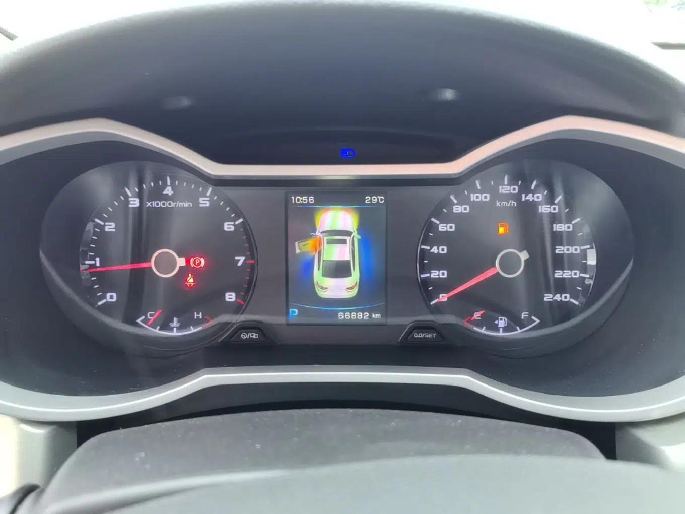 Geely Auto Emgrand GL 2017 1.8L DCT Elite Model — миниатюра 14