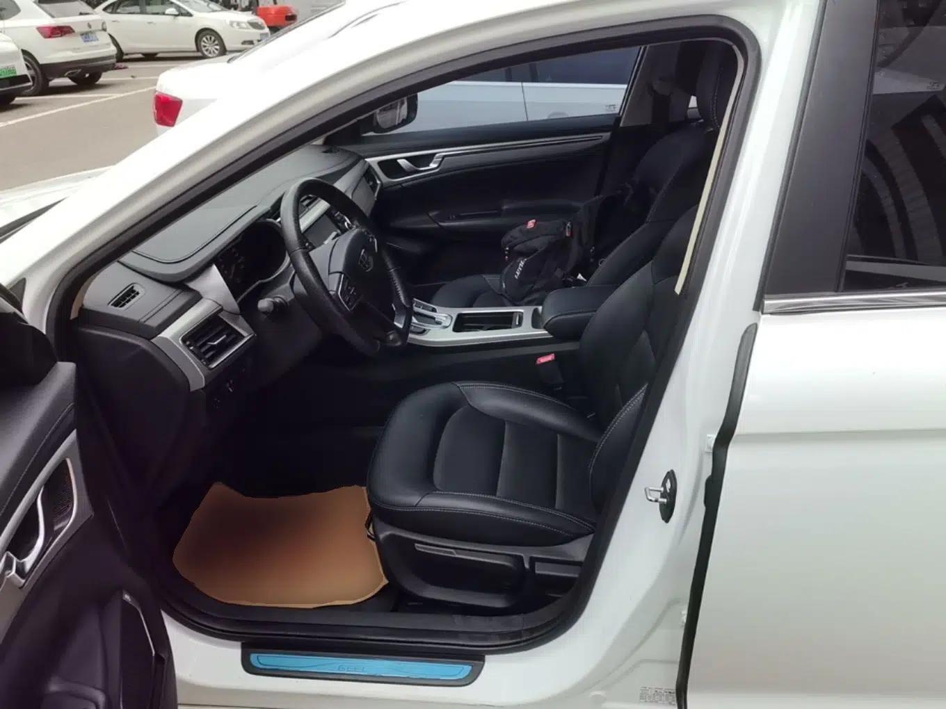 Geely Auto Emgrand GL 2017 1.8L DCT Elite Model — миниатюра 17