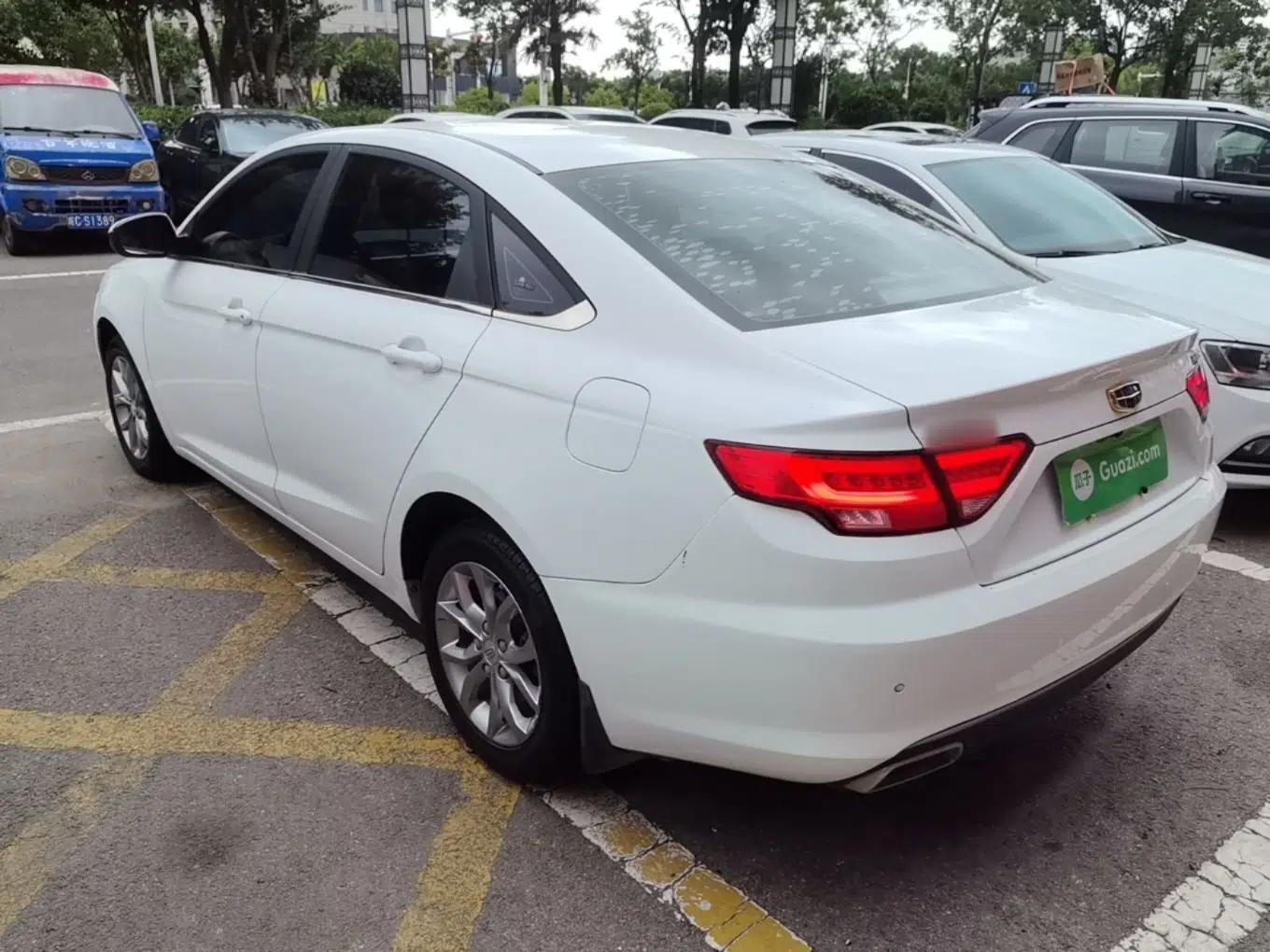 Geely Auto Emgrand GL 2017 1.8L DCT Elite Model — миниатюра 4