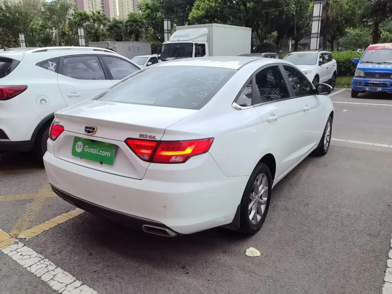Geely Auto Emgrand GL 2017 1.8L DCT Elite Model — миниатюра 6
