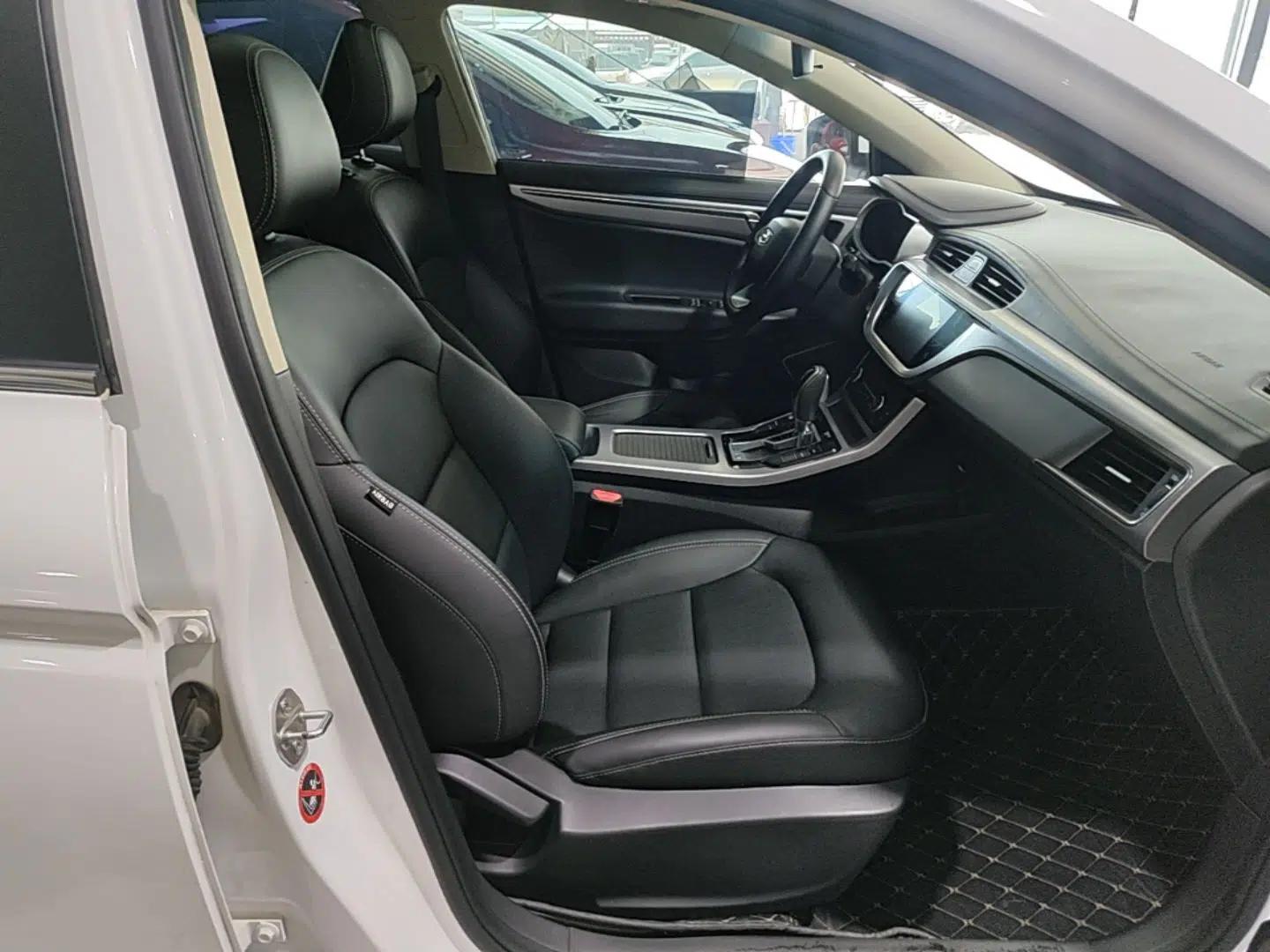 Geely Auto Emgrand GL 2019 1.4T CVT Elite Smart Edition — миниатюра 19