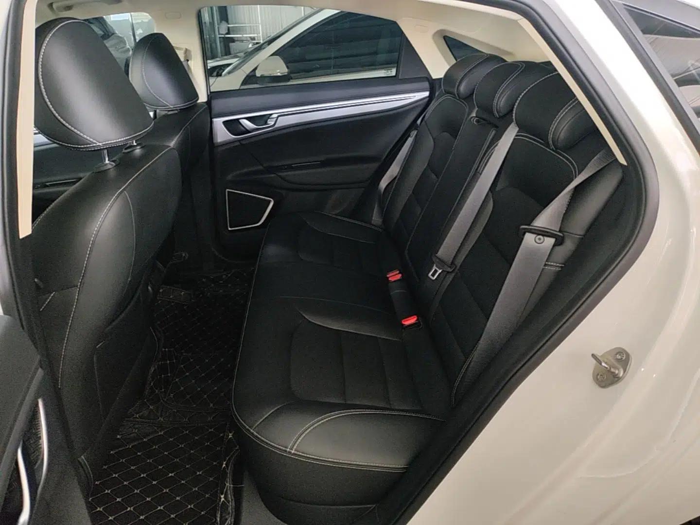 Geely Auto Emgrand GL 2019 1.4T CVT Elite Smart Edition — миниатюра 20