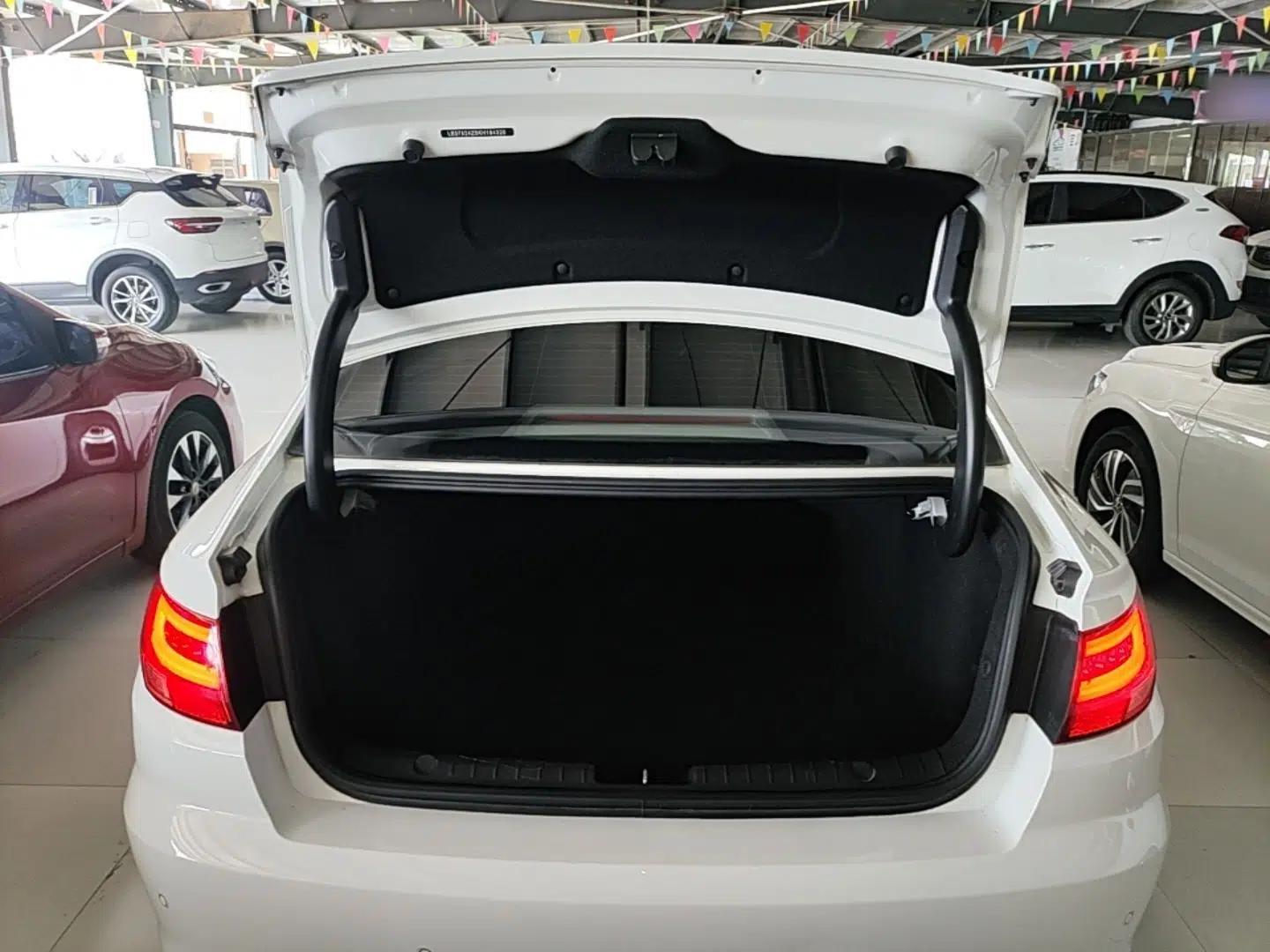 Geely Auto Emgrand GL 2019 1.4T CVT Elite Smart Edition — миниатюра 22