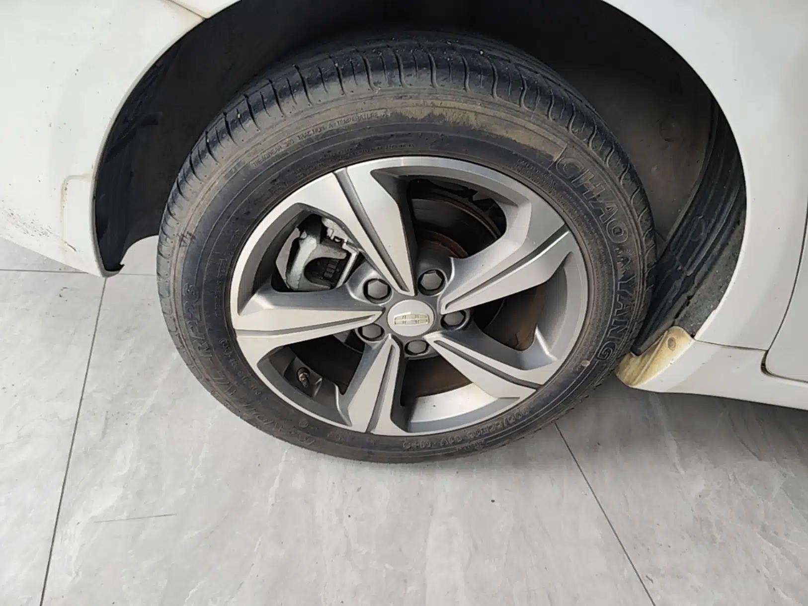 Geely Auto Emgrand GL 2018 1.4T DCT Elite Smart Connectivity Version — миниатюра 11
