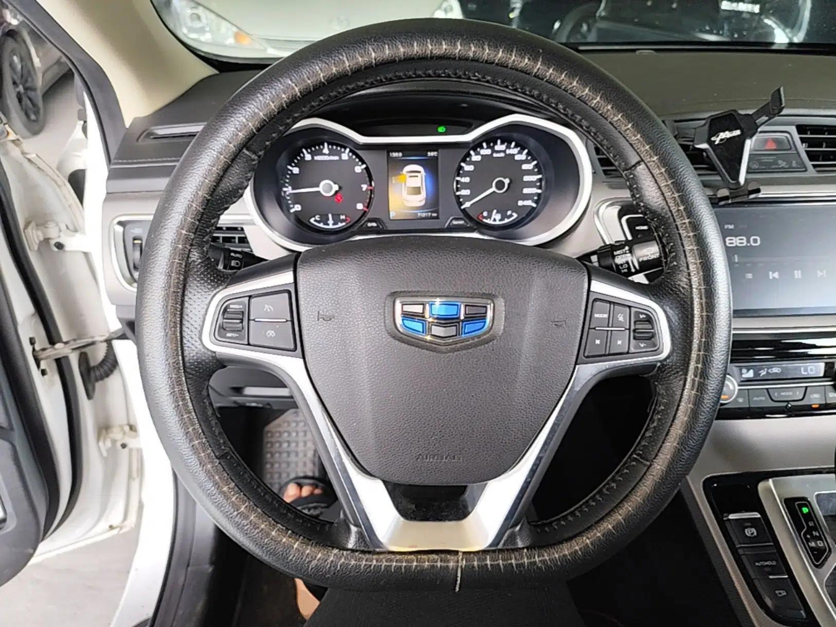 Geely Auto Emgrand GL 2018 1.4T DCT Elite Smart Connectivity Version — миниатюра 13