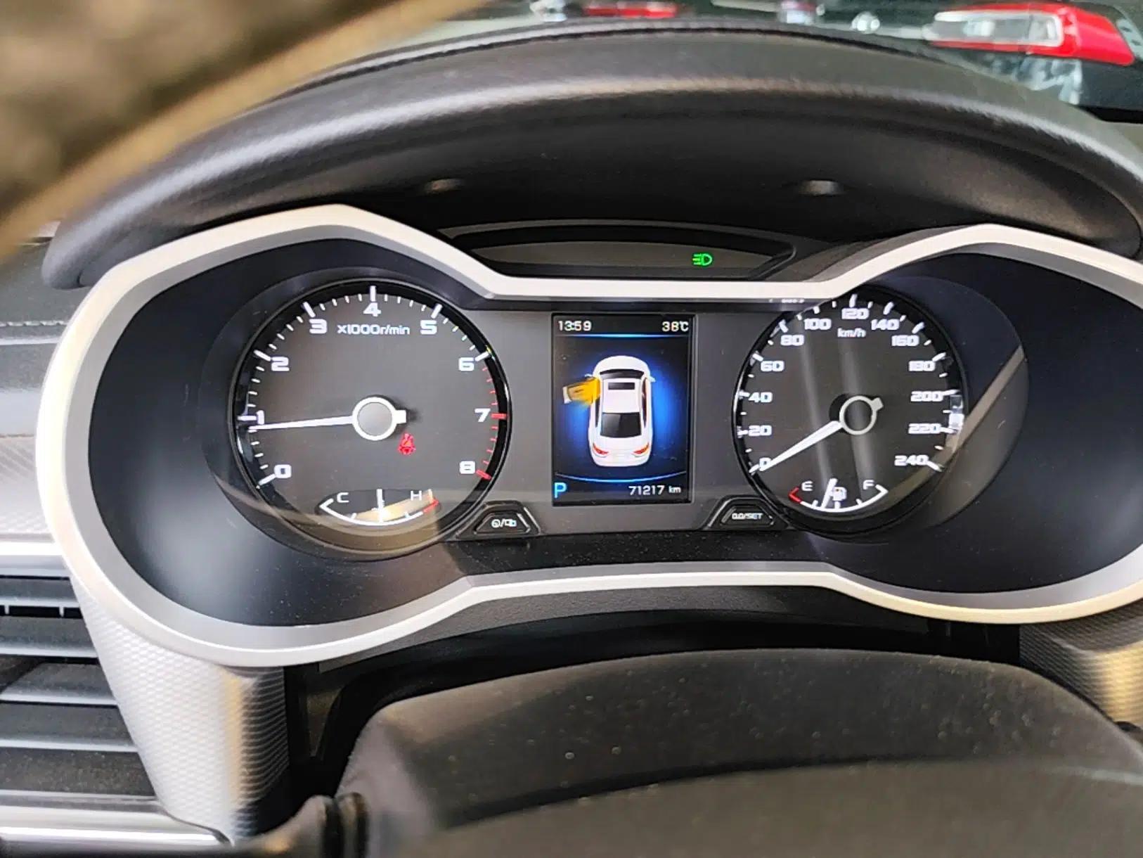 Geely Auto Emgrand GL 2018 1.4T DCT Elite Smart Connectivity Version — миниатюра 14