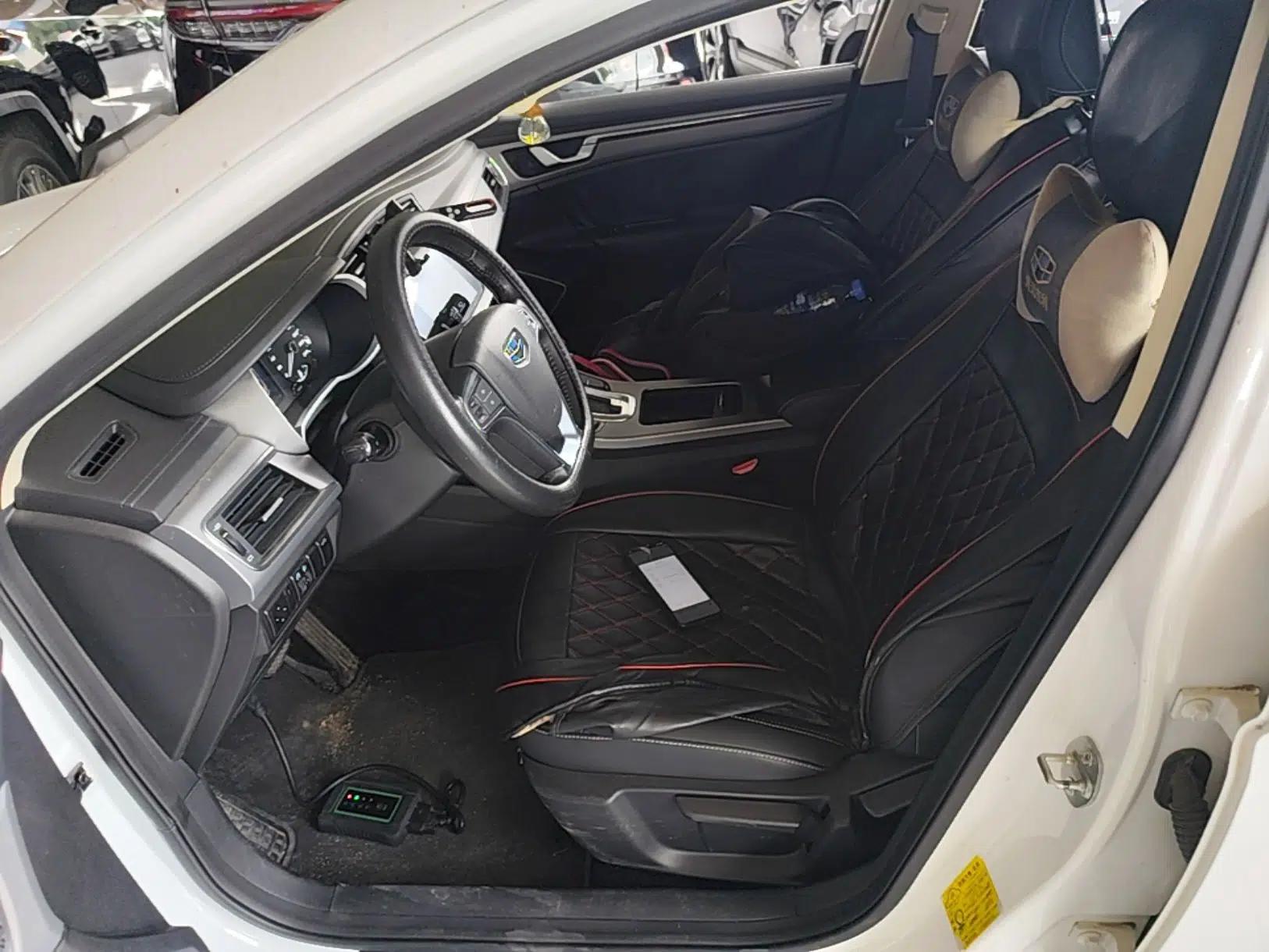 Geely Auto Emgrand GL 2018 1.4T DCT Elite Smart Connectivity Version — миниатюра 17