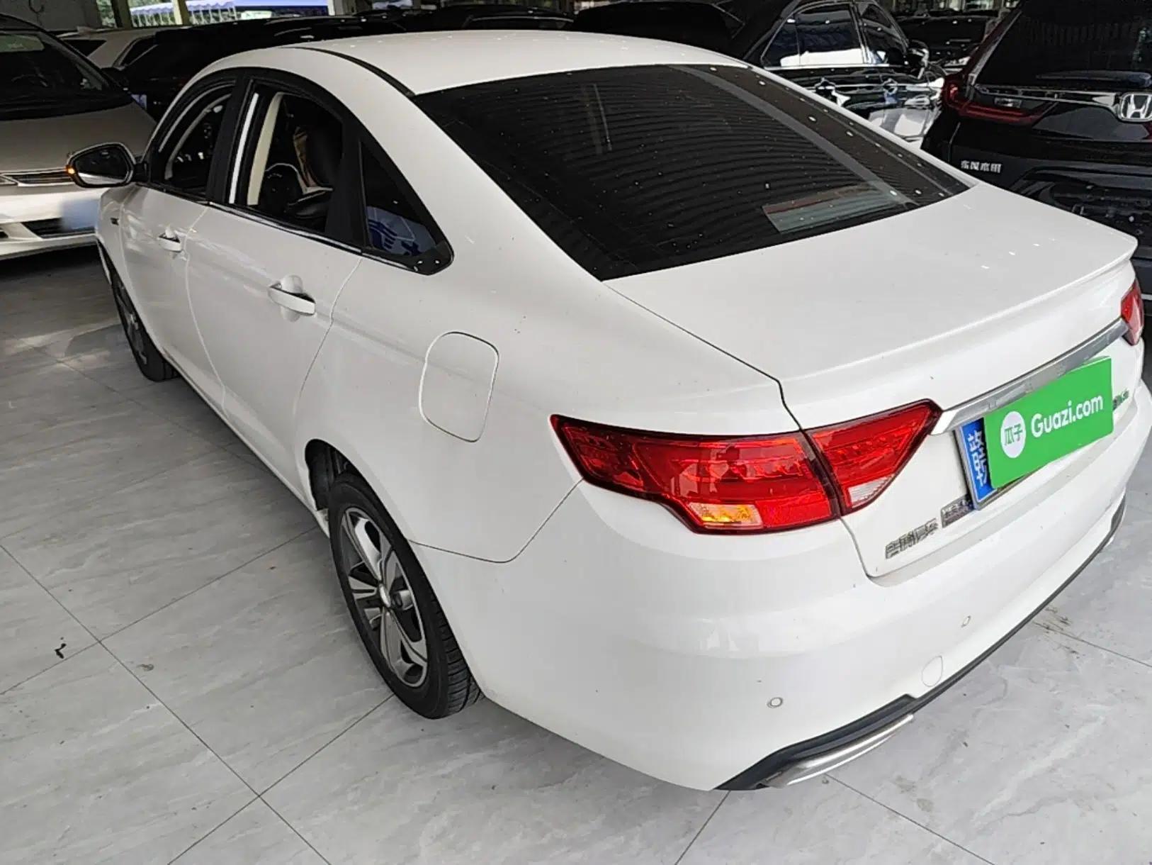 Geely Auto Emgrand GL 2018 1.4T DCT Elite Smart Connectivity Version — миниатюра 4