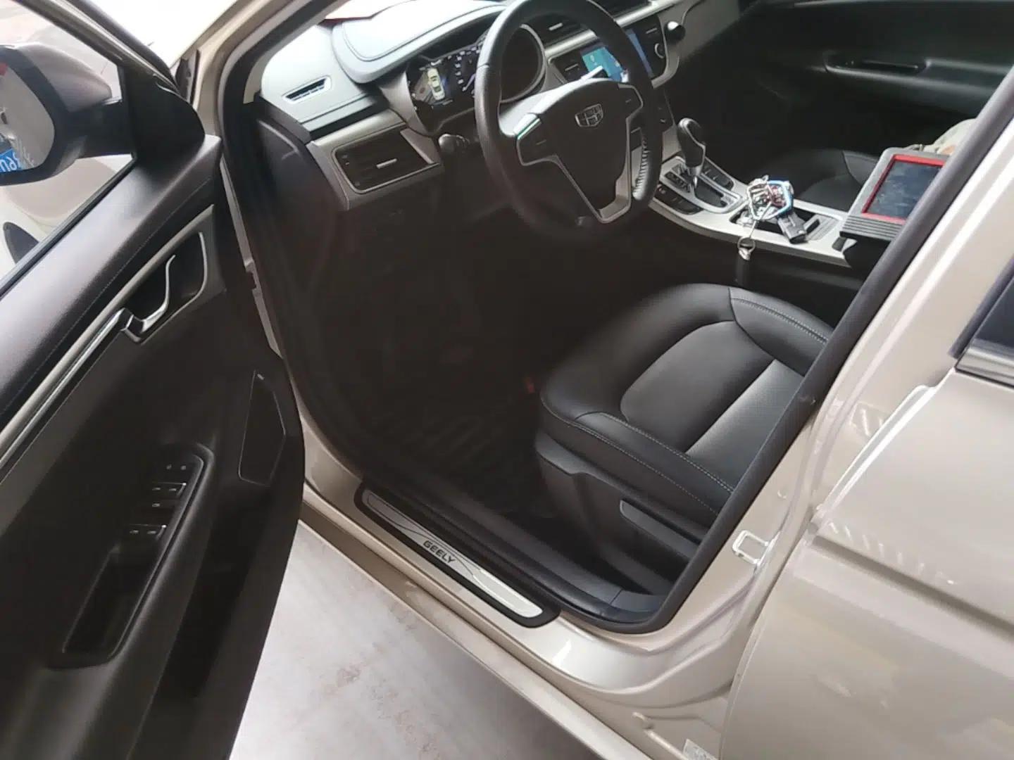 Geely Auto Emgrand GL 2017 1.8L DCT Elite Model — миниатюра 18