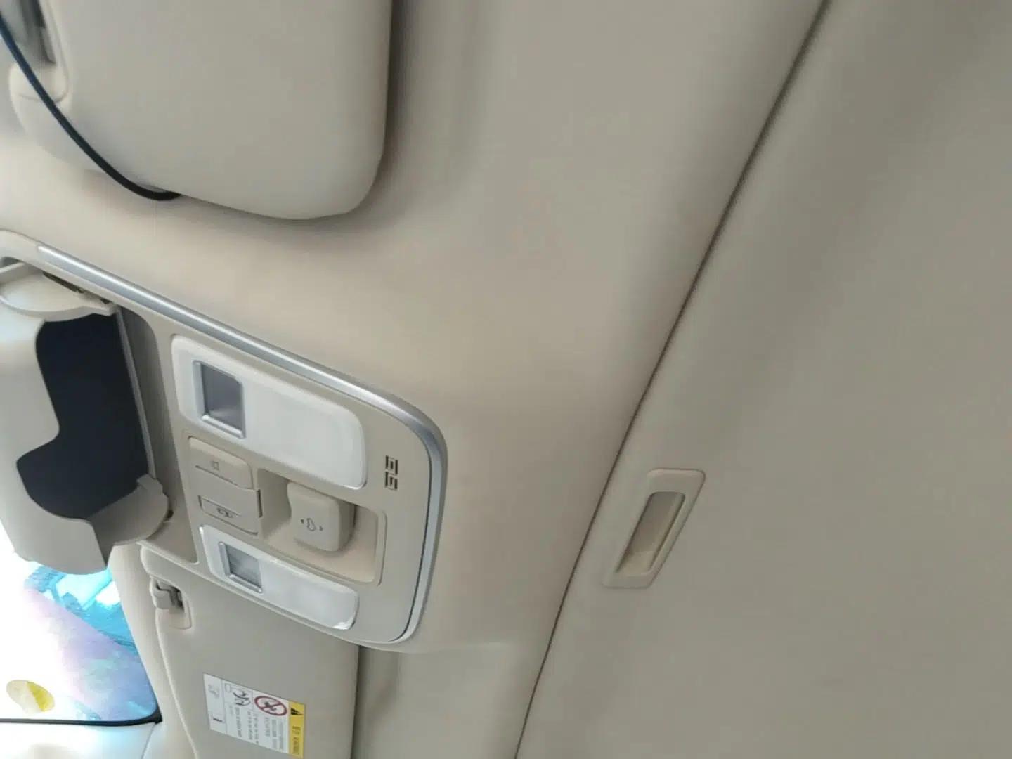 Geely Auto Emgrand GL 2017 1.8L DCT Elite Model — миниатюра 21