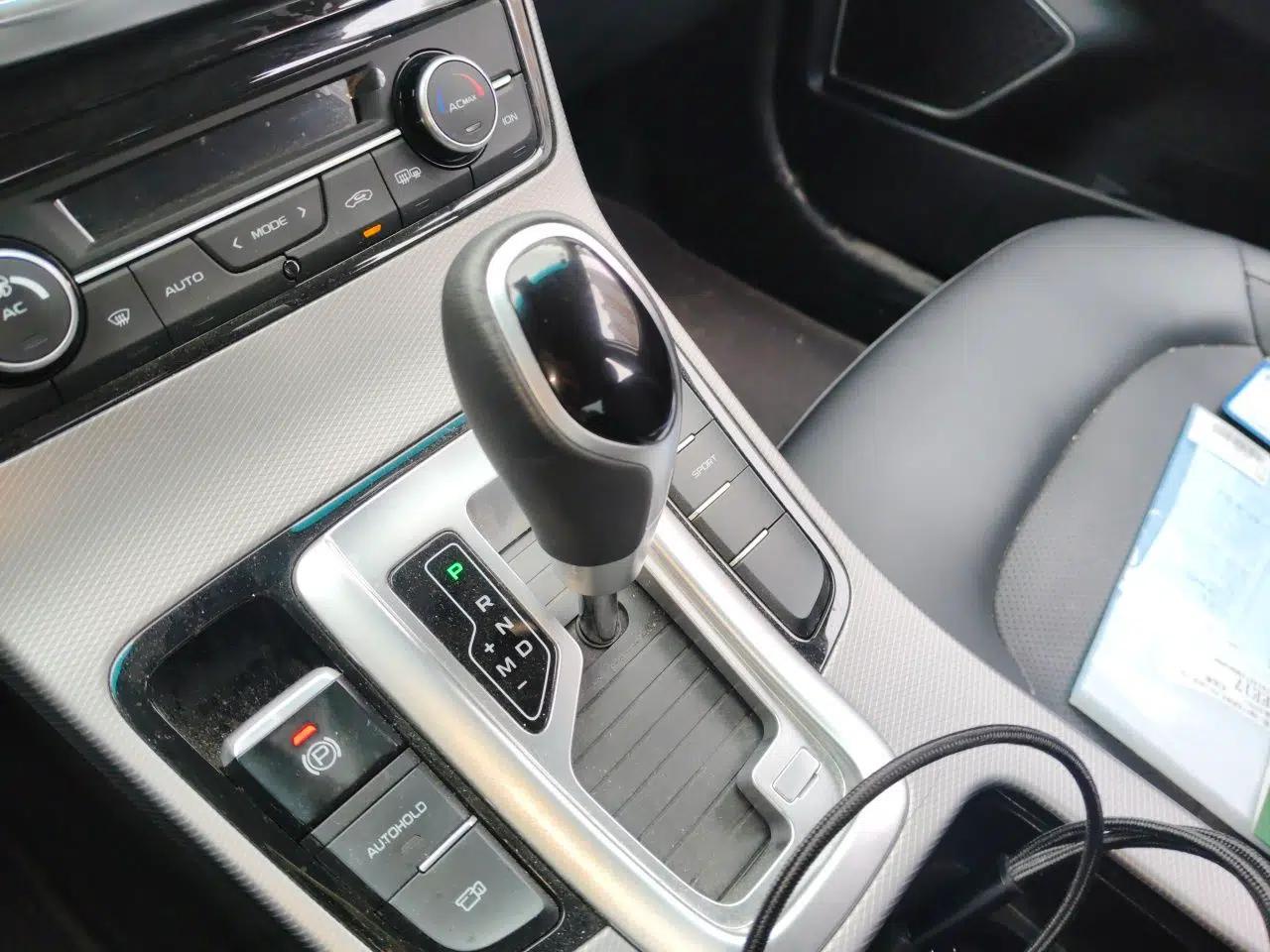 Geely Auto Emgrand GL 2018 1.4T DCT Elite Smart Connectivity Version — миниатюра 14