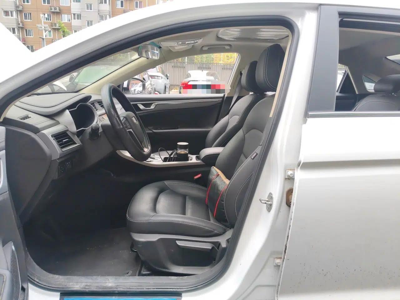 Geely Auto Emgrand GL 2018 1.4T DCT Elite Smart Connectivity Version — миниатюра 15
