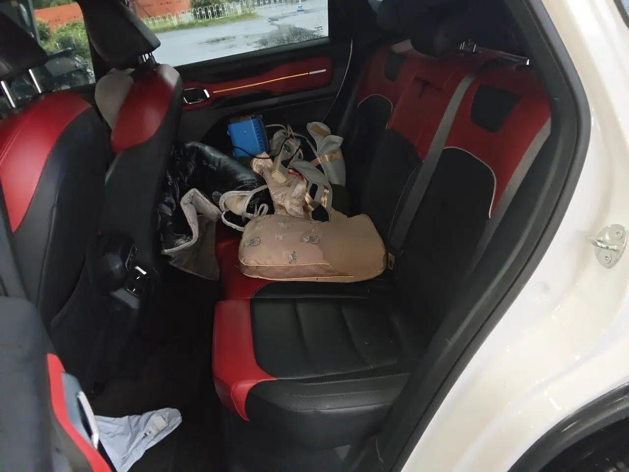 Geely Auto icon 2020 1.5TD i9 BSG — миниатюра 17
